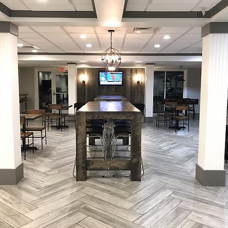 Cresthill Suites Suny University Albany Exteriör bild