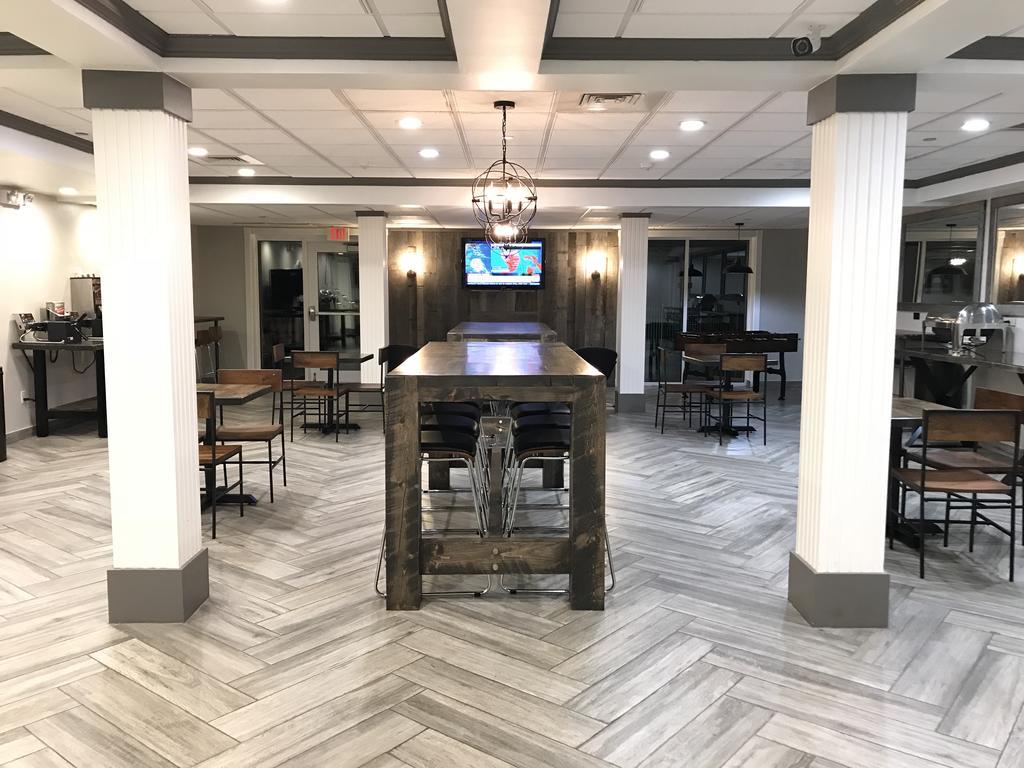 Cresthill Suites Suny University Albany Exteriör bild